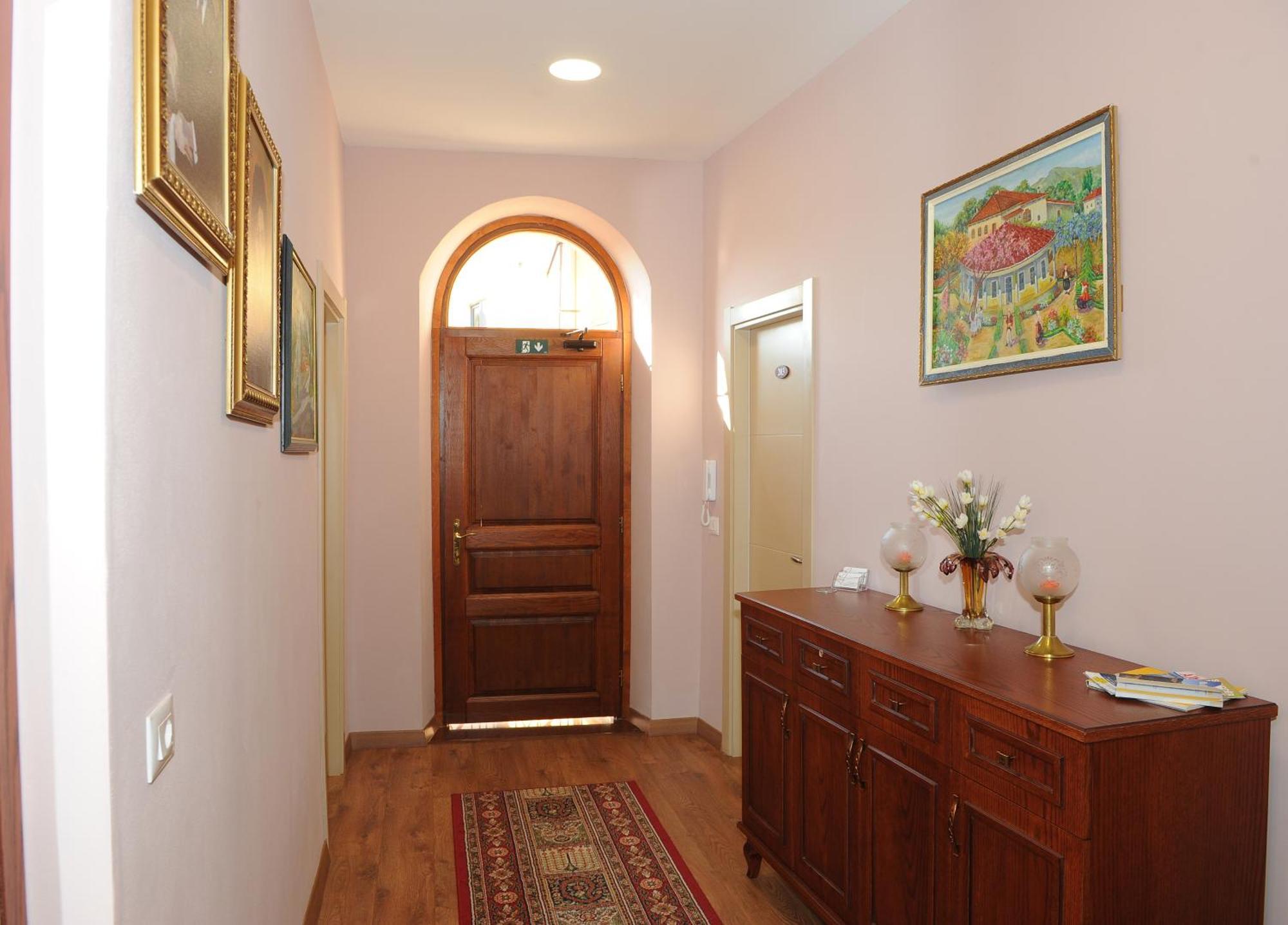 Art Rooms Gjuhadol Shkodra Exterior foto